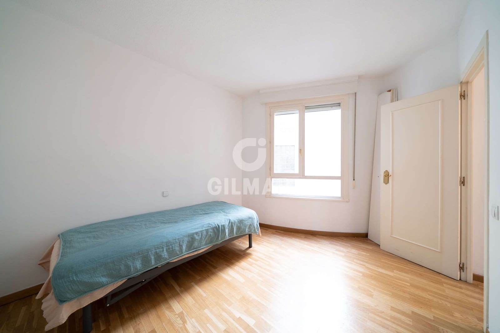 Piso de 4 habitaciones en Madrid ciudad en venta con garaje - 1.350.000 € (Ref: 9805729)