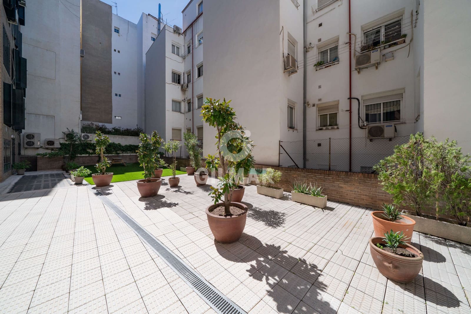 Piso de 4 habitaciones en Madrid ciudad en venta con garaje - 1.350.000 € (Ref: 9805729)