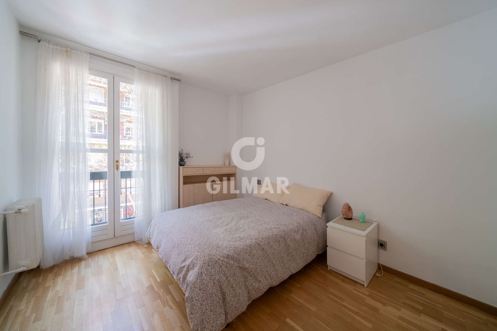 Piso de 4 habitaciones en Madrid ciudad en venta con garaje - 1.350.000 € (Ref: 9805729)
