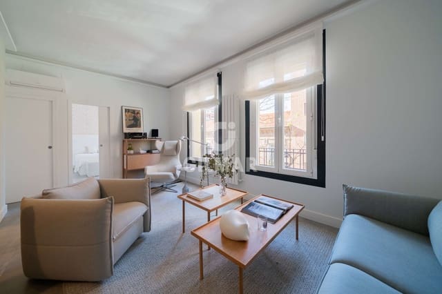 2 slaapkamer Flat te koop in Almagro, Madrid stad - € 1.145.000 (Ref: 9805731)