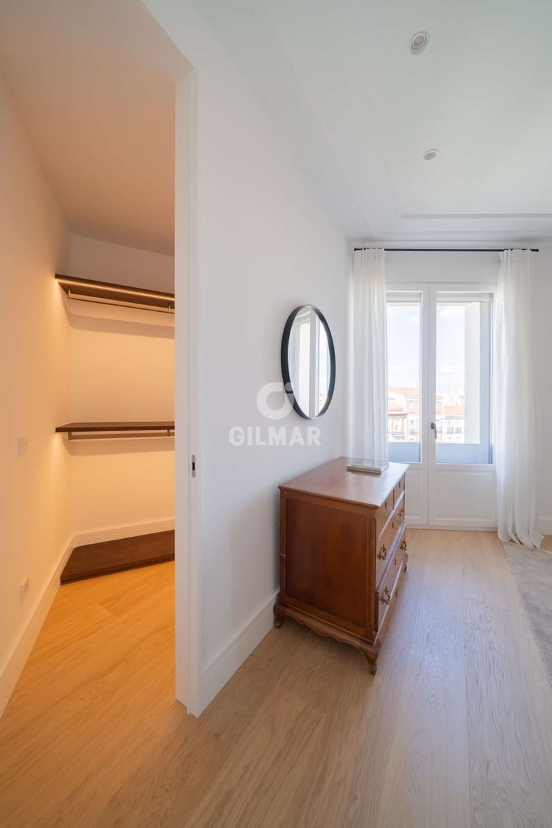 4 makuuhuone Asunto myytävänä paikassa Madrid kaupunki - 3 600 000 € (Ref: 9805733)