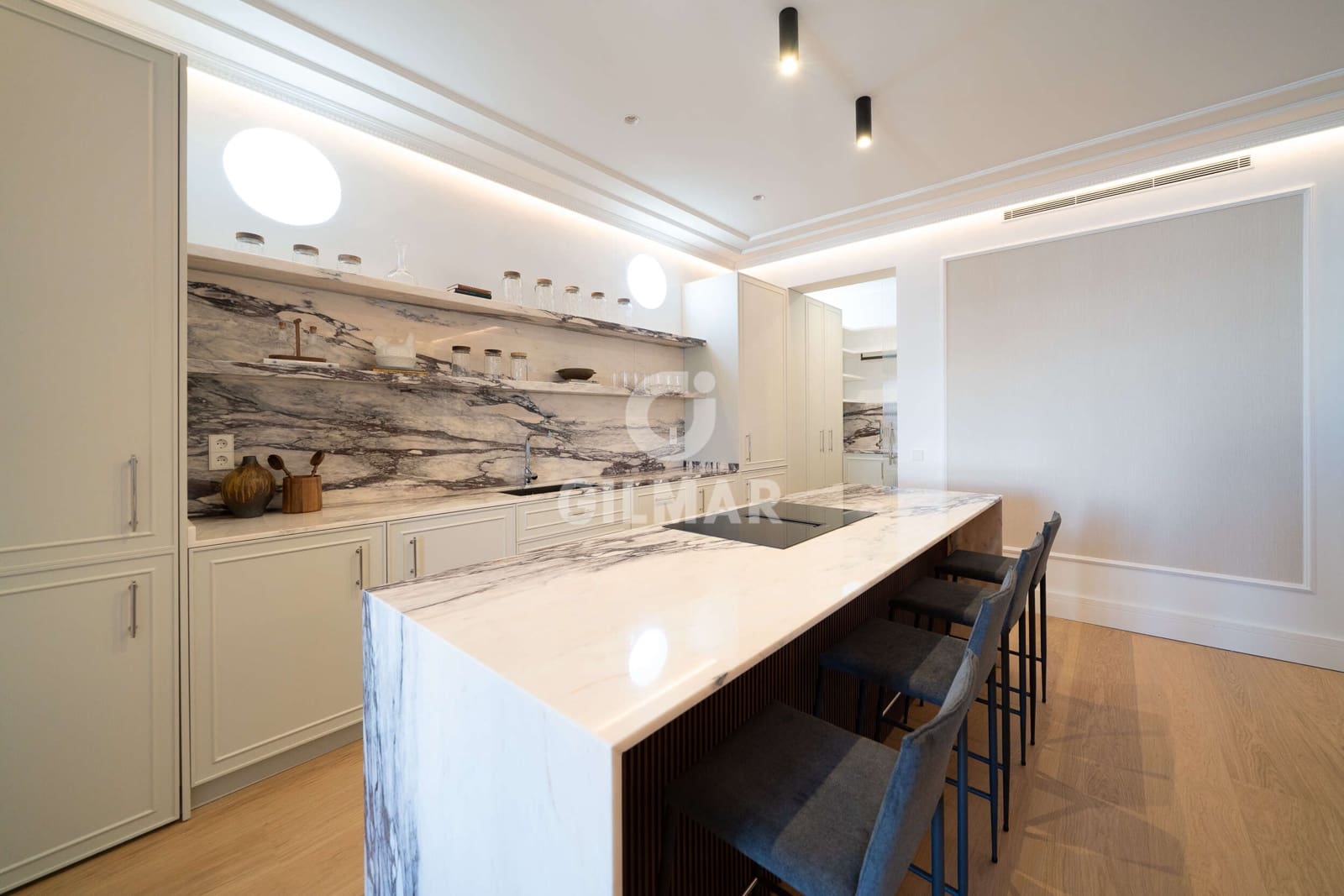 4 makuuhuone Asunto myytävänä paikassa Madrid kaupunki - 3 600 000 € (Ref: 9805733)