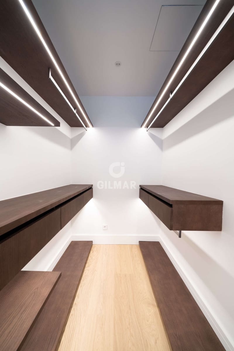 4 makuuhuone Asunto myytävänä paikassa Madrid kaupunki - 3 600 000 € (Ref: 9805733)