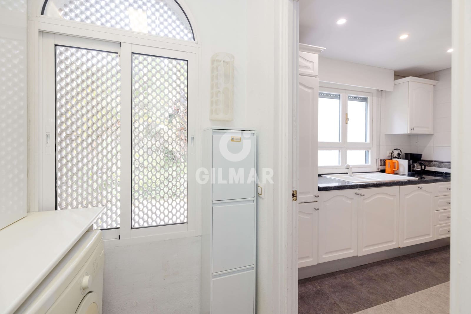 3 makuuhuone Asunto myytävänä paikassa Cabopino mukana uima-altaan - 850 000 € (Ref: 9807176)