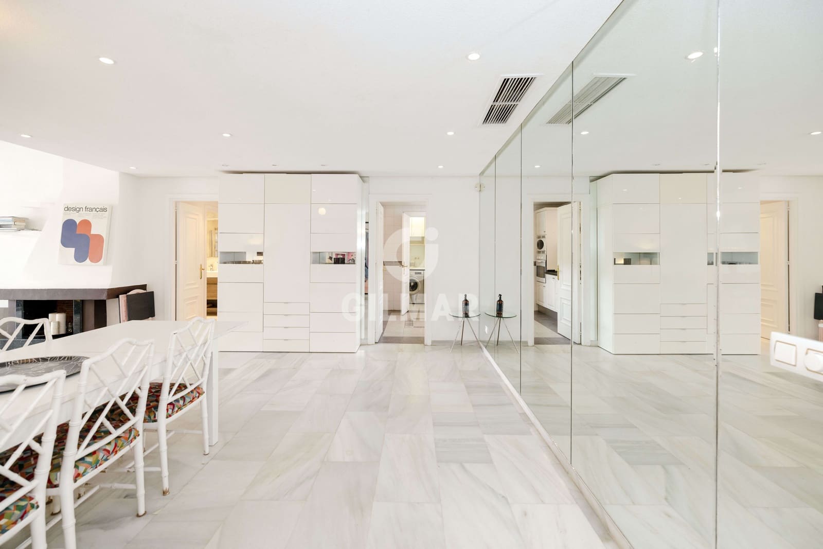 3 makuuhuone Asunto myytävänä paikassa Cabopino mukana uima-altaan - 850 000 € (Ref: 9807176)