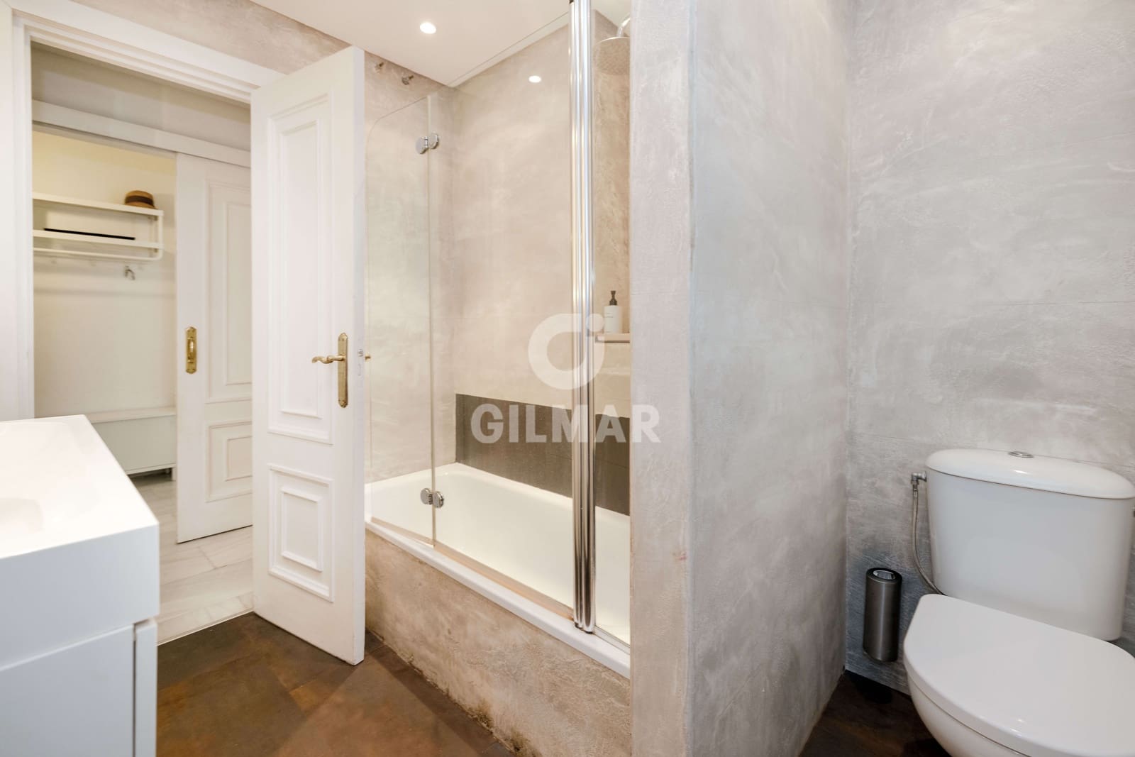 3 makuuhuone Asunto myytävänä paikassa Cabopino mukana uima-altaan - 850 000 € (Ref: 9807176)