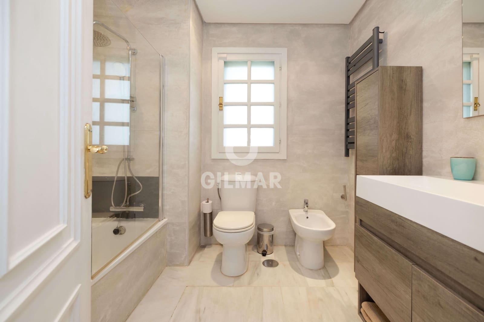 3 makuuhuone Asunto myytävänä paikassa Cabopino mukana uima-altaan - 850 000 € (Ref: 9807176)