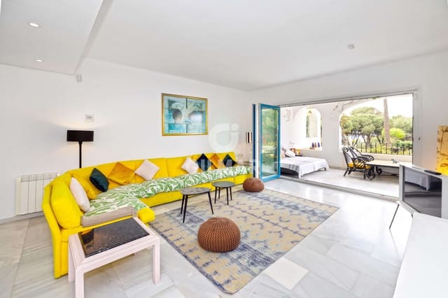 3 makuuhuone Asunto myytävänä paikassa Cabopino, Marbella mukana uima-altaan - 850 000 € (Ref: 9807176)