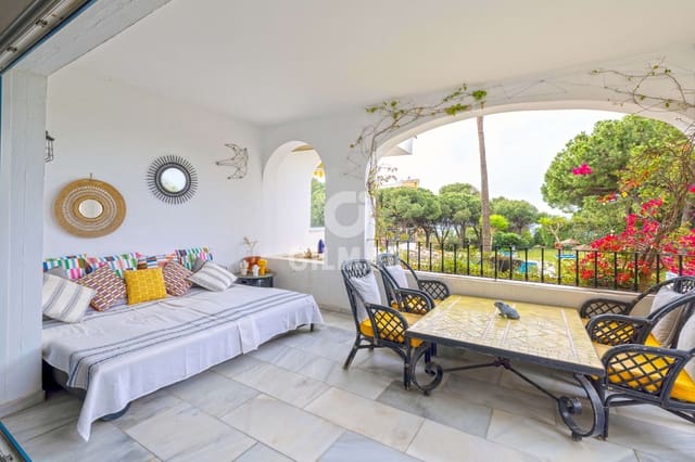 3 makuuhuone Asunto myytävänä paikassa Cabopino, Marbella mukana uima-altaan - 850 000 € (Ref: 9807176)