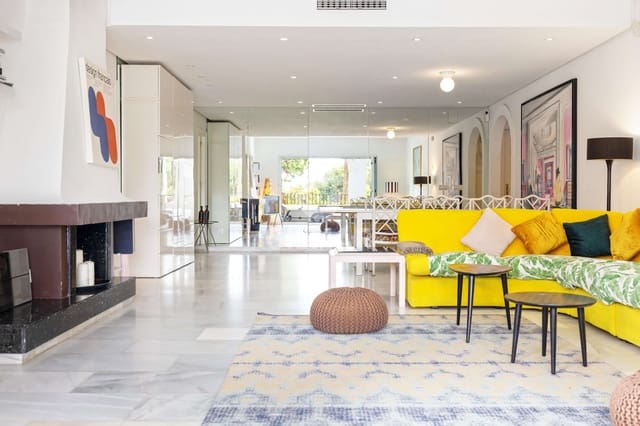 3 makuuhuone Asunto myytävänä paikassa Cabopino, Marbella mukana uima-altaan - 850 000 € (Ref: 9807176)