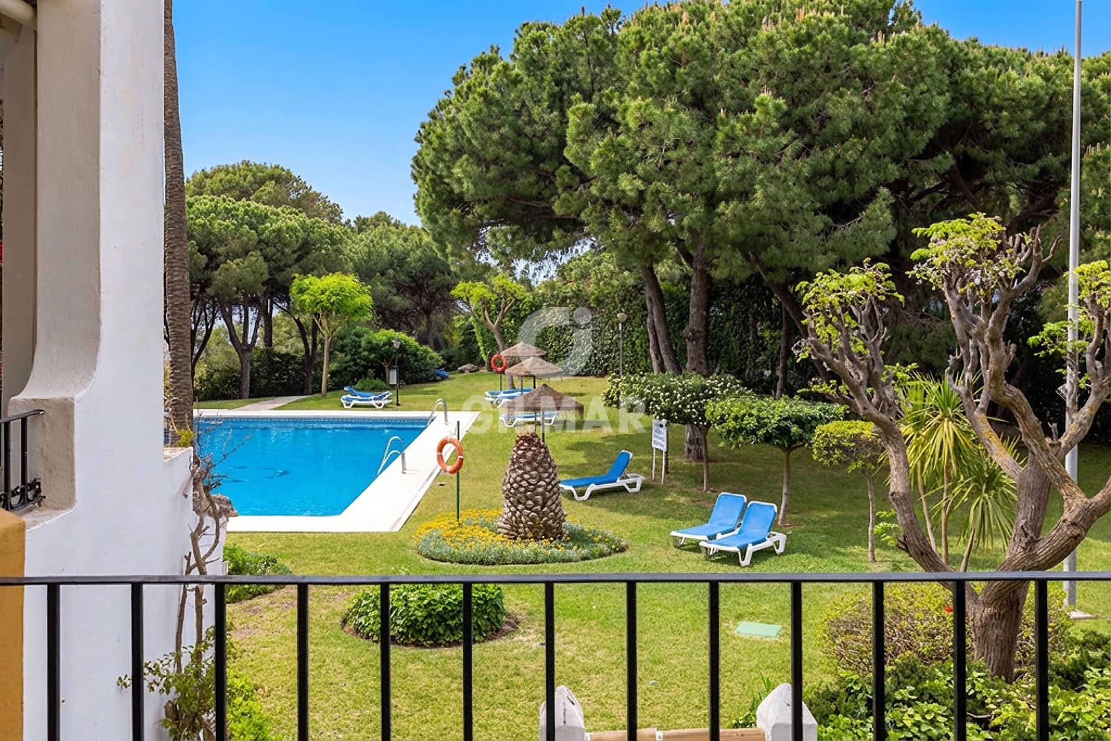 3 makuuhuone Asunto myytävänä paikassa Cabopino mukana uima-altaan - 850 000 € (Ref: 9807176)