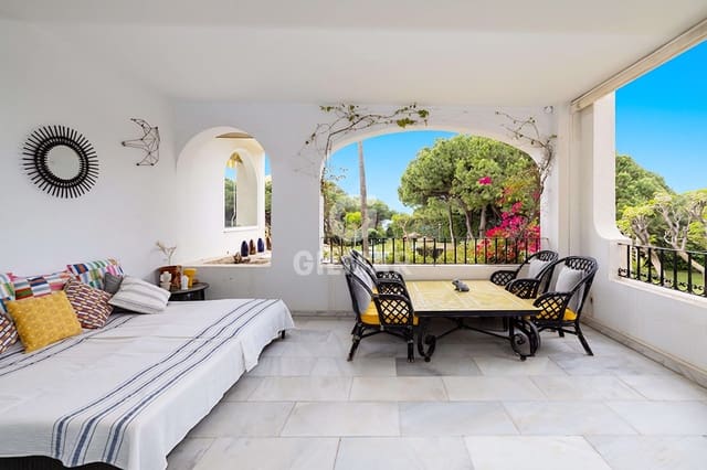 3 makuuhuone Asunto myytävänä paikassa Cabopino, Marbella mukana uima-altaan - 850 000 € (Ref: 9807176)