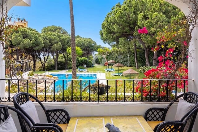 3 makuuhuone Asunto myytävänä paikassa Cabopino, Marbella mukana uima-altaan - 850 000 € (Ref: 9807176)