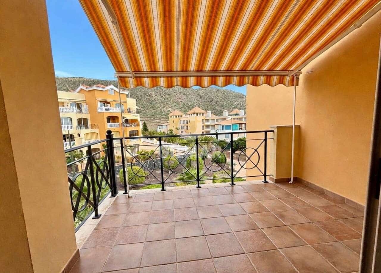 4 bedroom Flat for sale in Los Cristianos with pool - € 1,250,000 (Ref: 9807475)