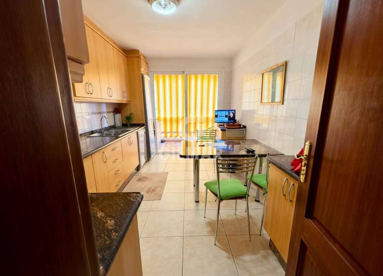 4 bedroom Flat for sale in Los Cristianos with pool - € 1,250,000 (Ref: 9807475)