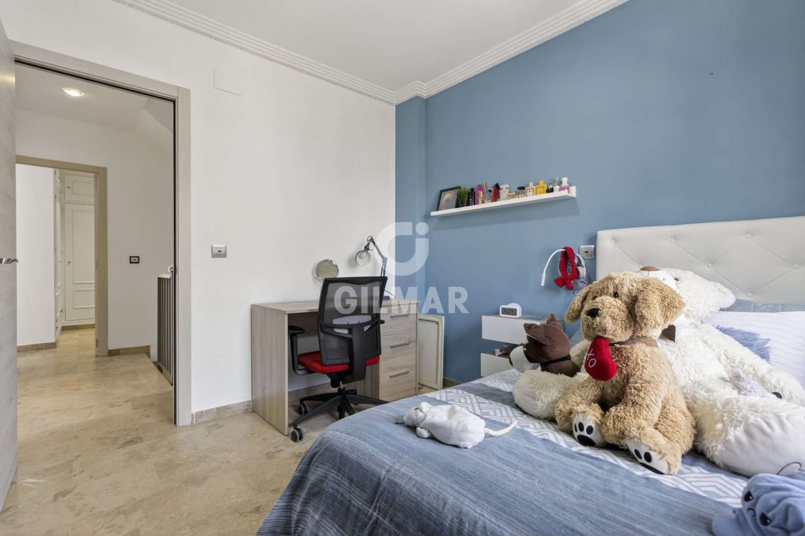 3 soverom Kjedet enebolig til salgs i Montequinto med garasje - € 420 000 (Ref: 9810845)