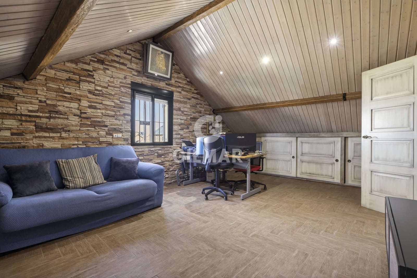 3 soverom Kjedet enebolig til salgs i Montequinto med garasje - € 420 000 (Ref: 9810845)