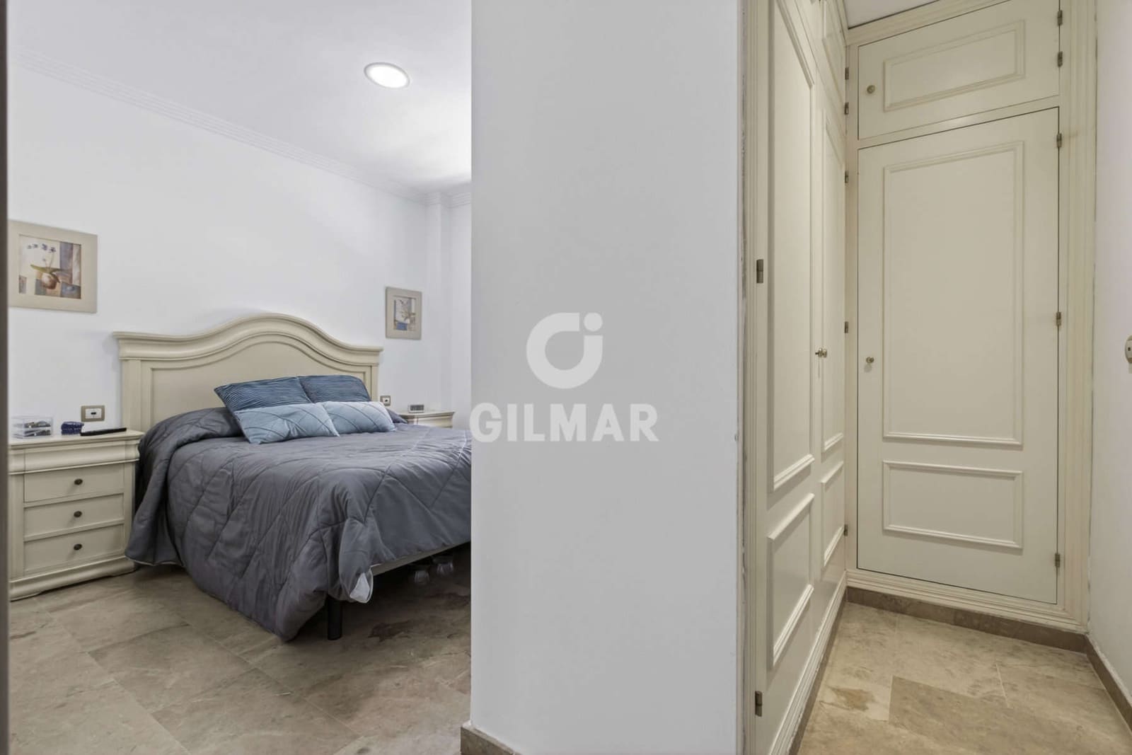 3 soverom Kjedet enebolig til salgs i Montequinto med garasje - € 420 000 (Ref: 9810845)
