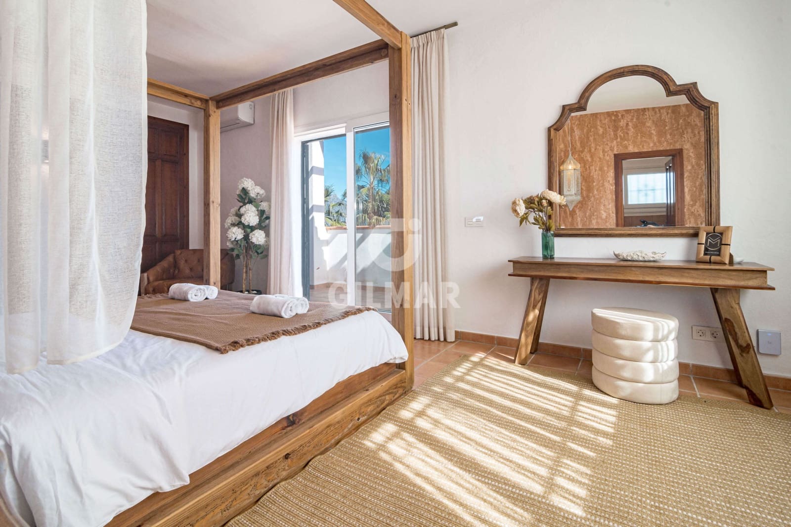 4 slaapkamer Villa te koop in Estepona met zwembad - € 1.900.000 (Ref: 9810846)