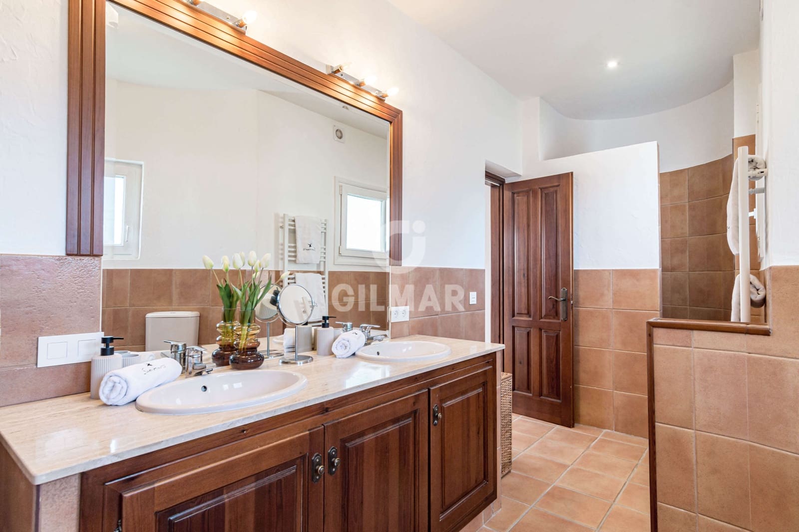 4 slaapkamer Villa te koop in Estepona met zwembad - € 1.900.000 (Ref: 9810846)