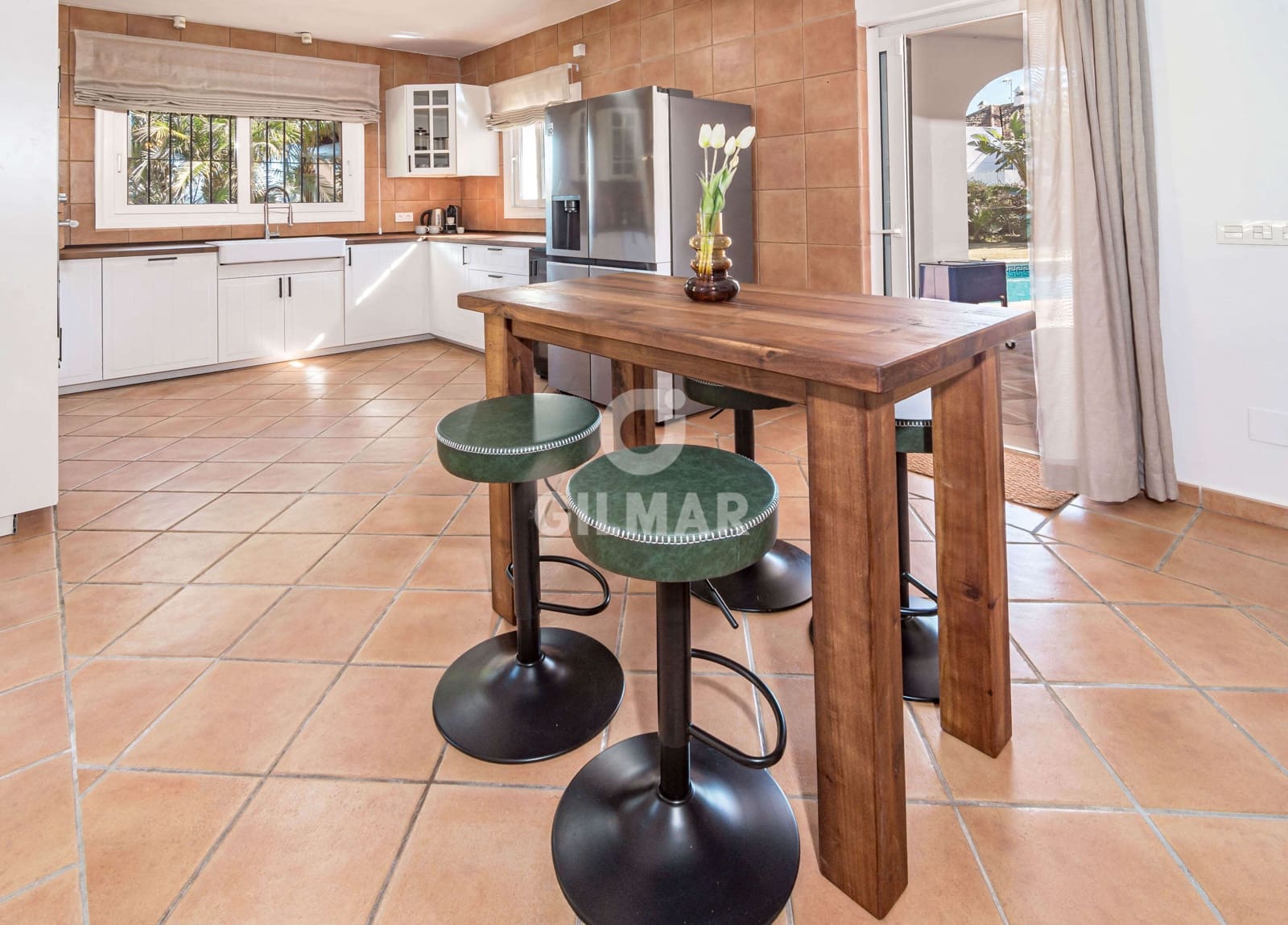 4 slaapkamer Villa te koop in Estepona met zwembad - € 1.900.000 (Ref: 9810846)