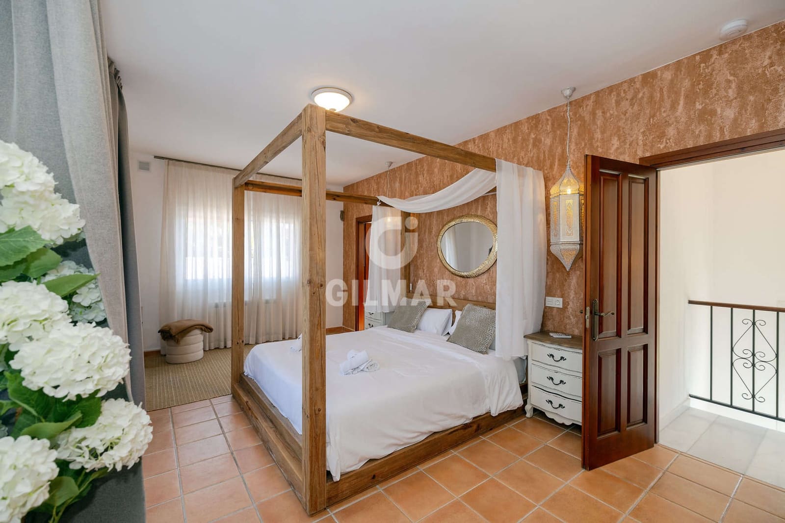 4 bedroom Villa for sale in Estepona with pool - € 1,900,000 (Ref: 9810846)