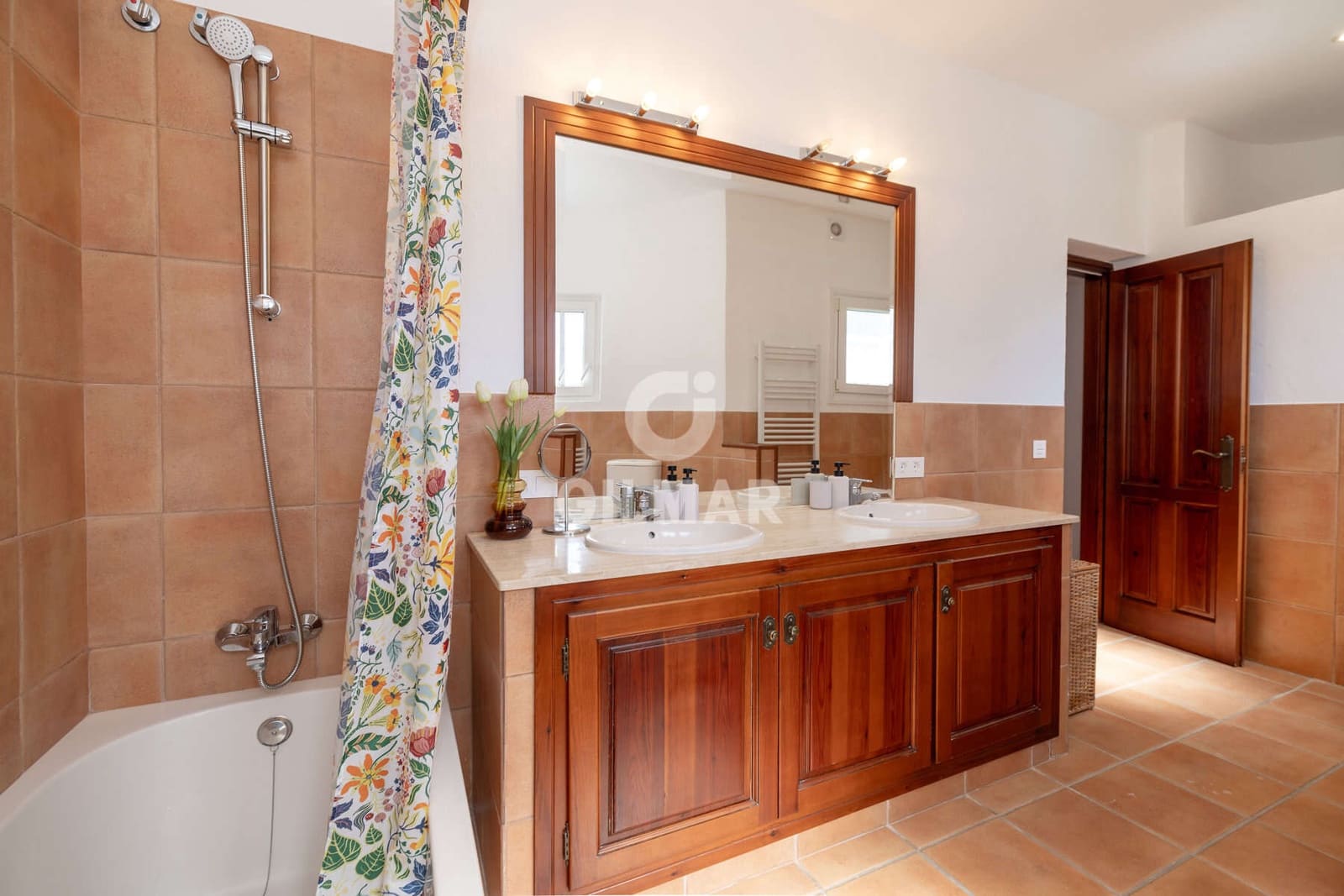 4 bedroom Villa for sale in Estepona with pool - € 1,900,000 (Ref: 9810846)
