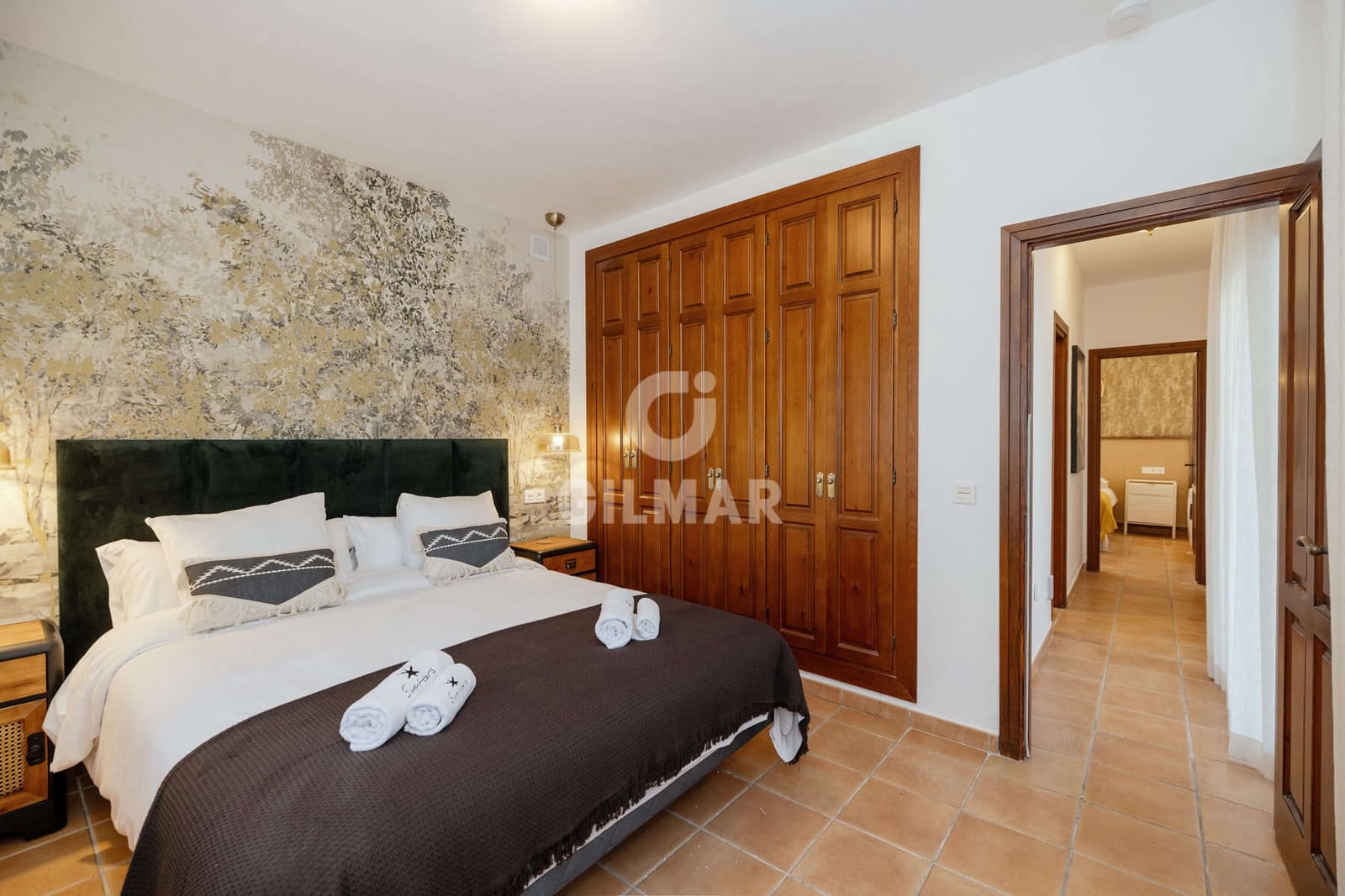 4 bedroom Villa for sale in Estepona with pool - € 1,900,000 (Ref: 9810846)