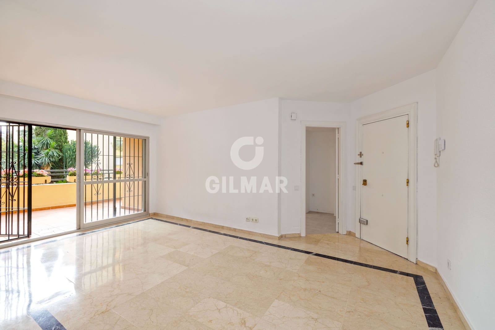 4 slaapkamer Flat te koop in Marbella met garage - € 515.000 (Ref: 9810847)