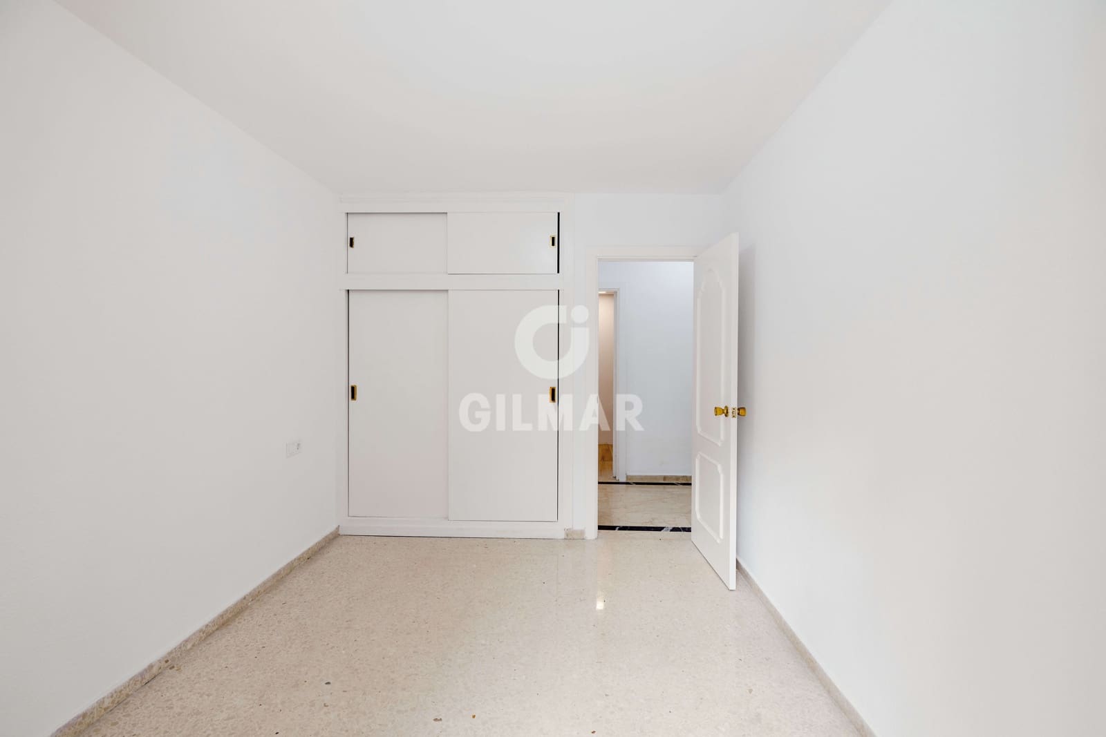 4 slaapkamer Flat te koop in Marbella met garage - € 515.000 (Ref: 9810847)