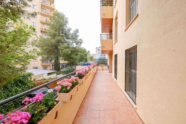 4 slaapkamer Flat te koop in Playa Bajadilla - Puertos, Marbella met garage - € 515.000 (Ref: 9810847)