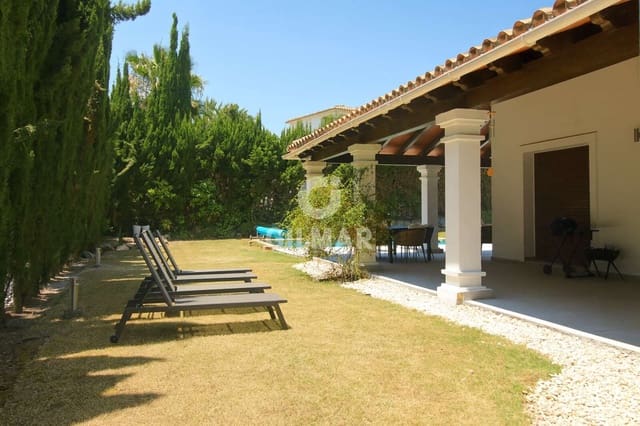4 sypialnia Willa na sprzedaż w El Paraiso, Estepona z basenem - 1 400 000 € (Ref: 9810848)