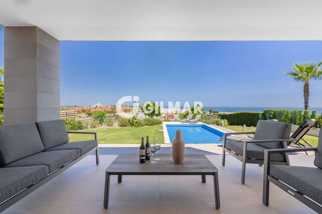 4 Zimmer Villa zu verkaufen in Chullera, Manilva mit Pool Garage - 995.000 € (Ref: 9810849)