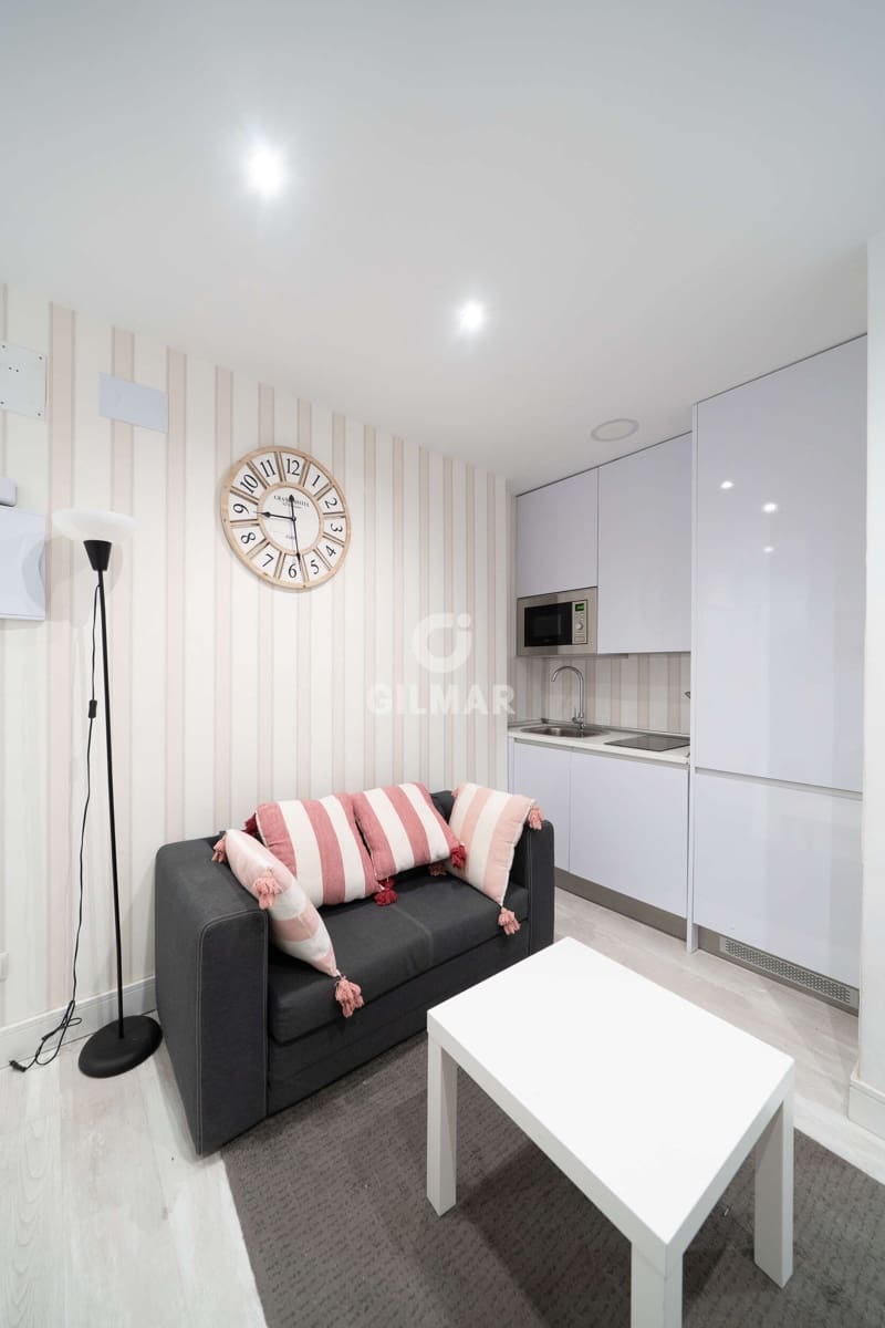 2 slaapkamer Flat te koop in Madrid stad - € 295.000 (Ref: 9814742)