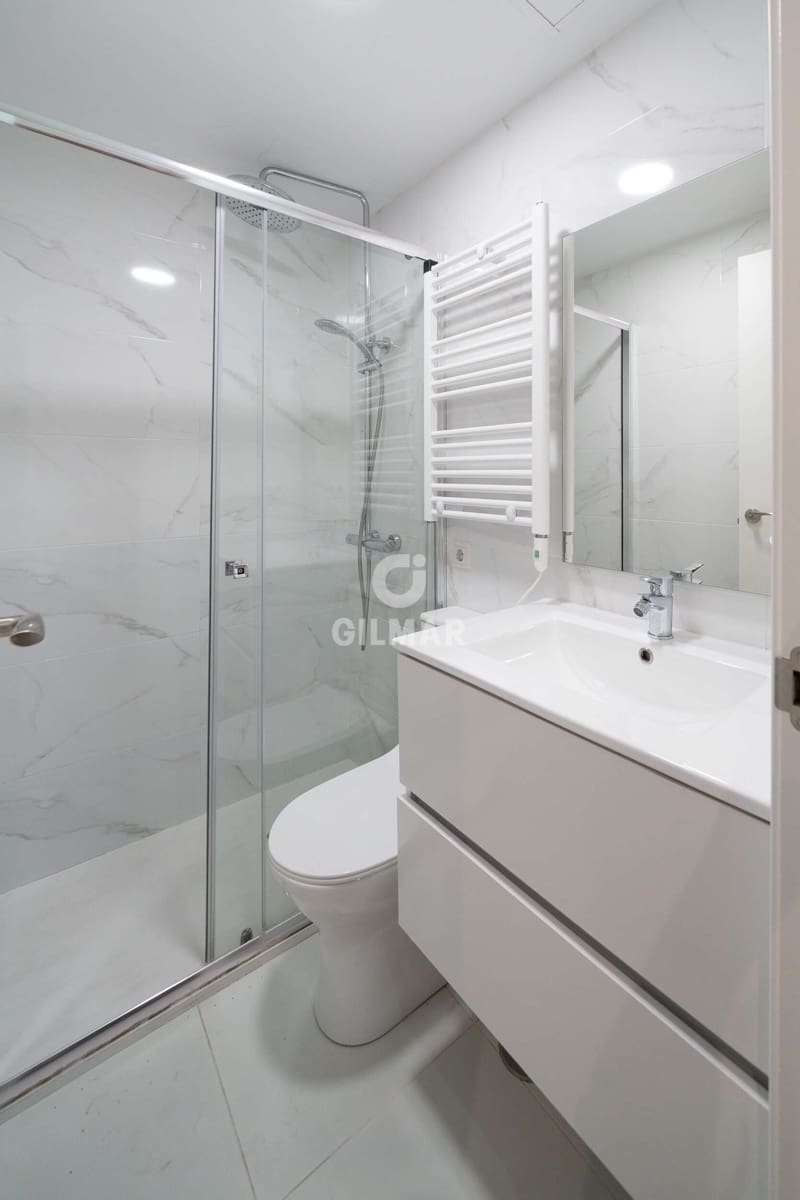 2 slaapkamer Flat te koop in Madrid stad - € 295.000 (Ref: 9814742)