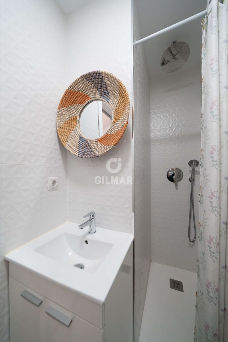 2 slaapkamer Flat te koop in Madrid stad - € 295.000 (Ref: 9814742)