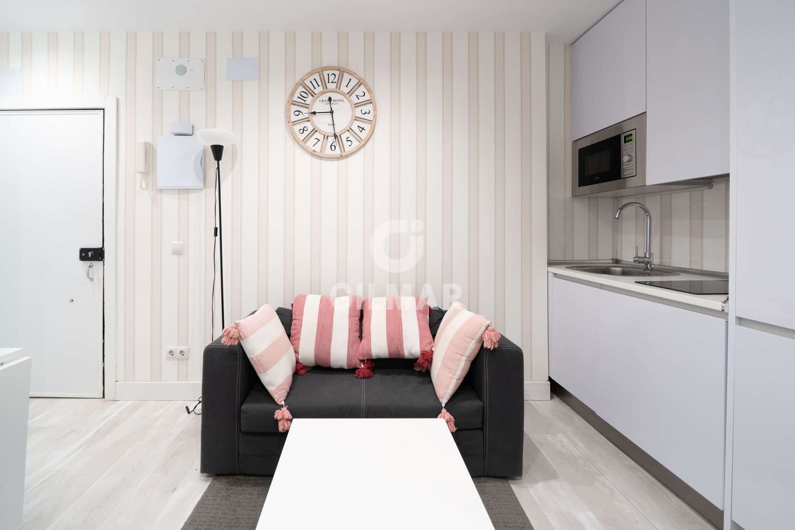 2 slaapkamer Flat te koop in Madrid stad - € 295.000 (Ref: 9814742)
