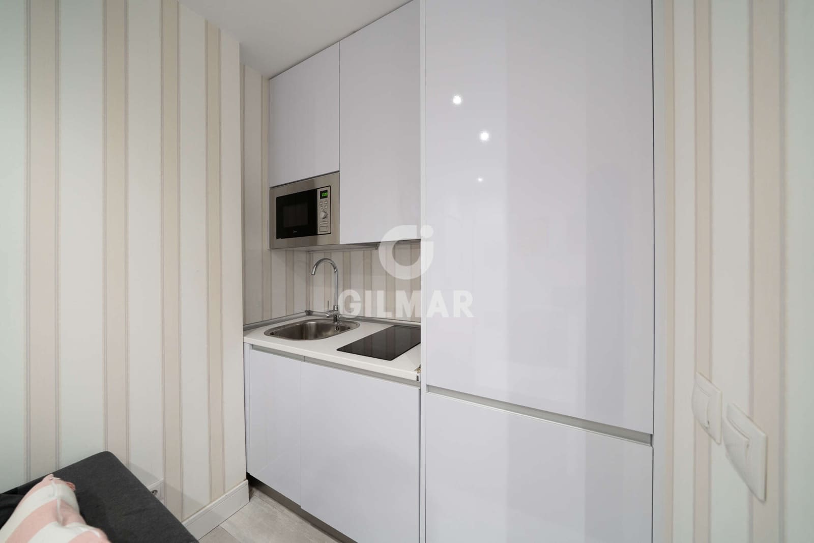 2 slaapkamer Flat te koop in Madrid stad - € 295.000 (Ref: 9814742)