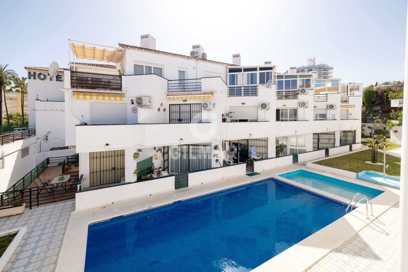 2 bedroom Flat for sale in Torremolinos with pool garage - € 299,000 (Ref: 9814743)
