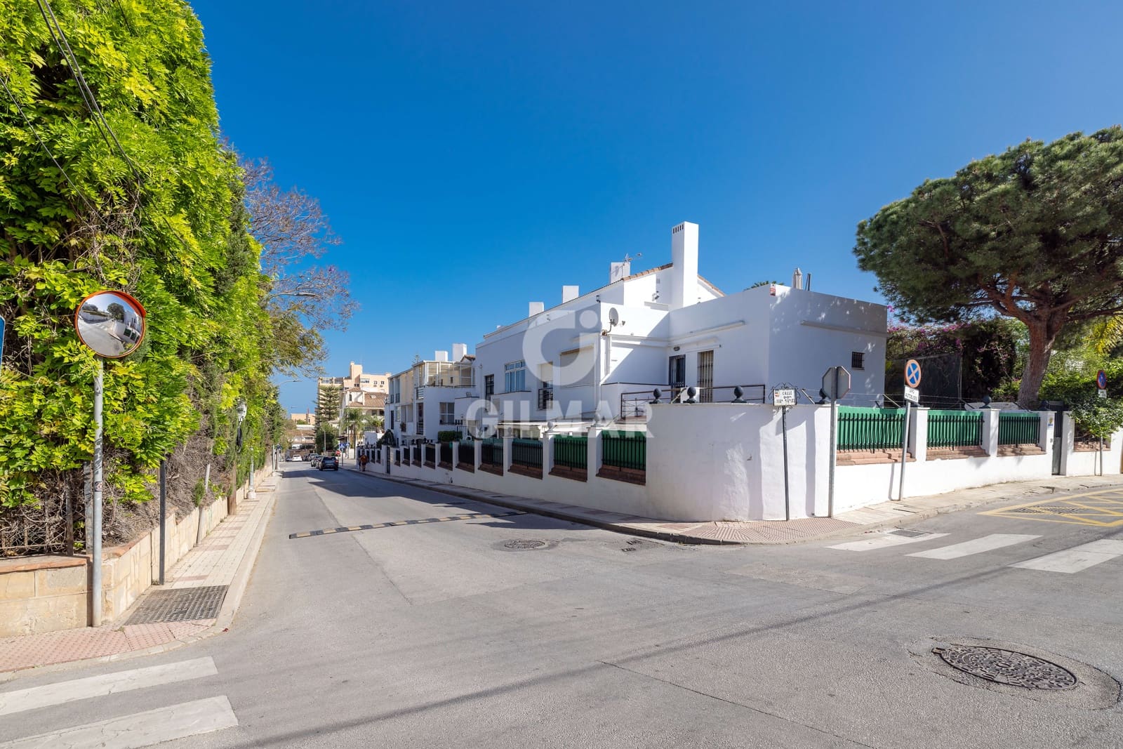 2 bedroom Flat for sale in Torremolinos with pool garage - € 299,000 (Ref: 9814743)