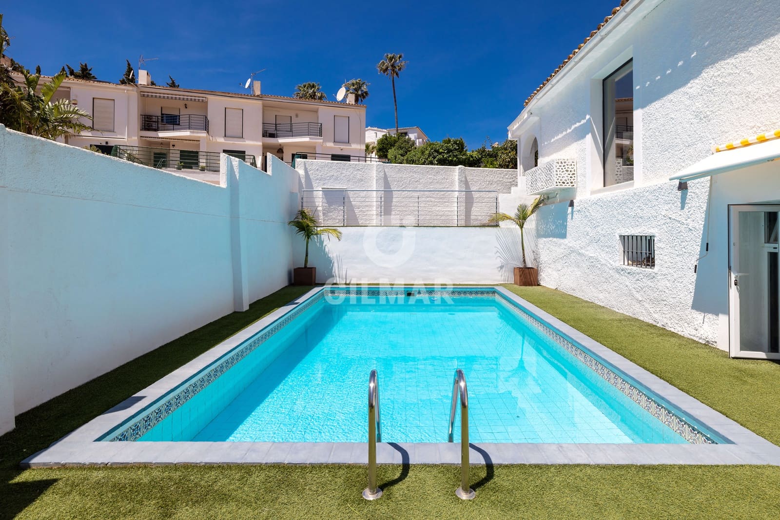 2 bedroom Villa for sale in La Capellania with pool garage - € 775,000 (Ref: 9814744)