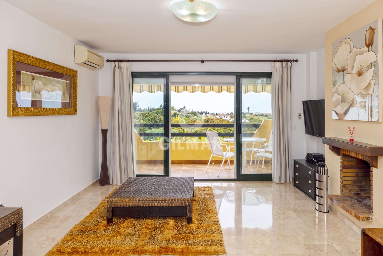 2 chambre Appartement à vendre à Estepona avec piscine garage - 299 000 € (Ref: 9815042)