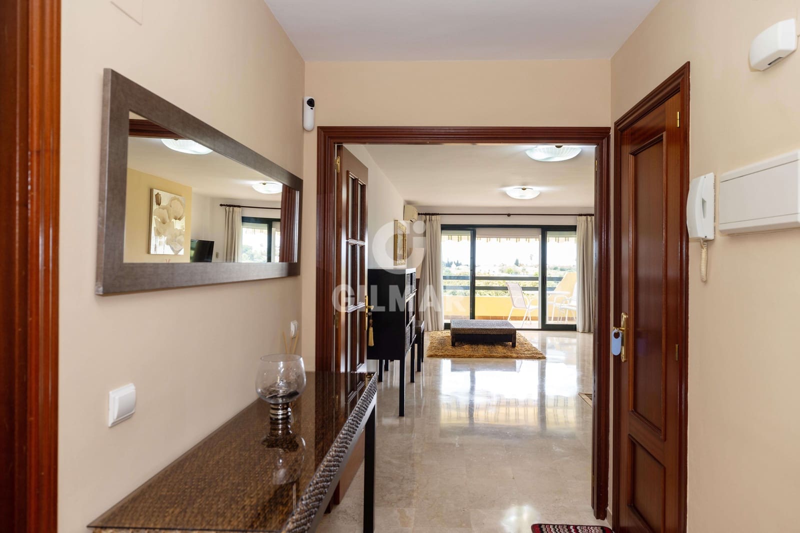 2 chambre Appartement à vendre à Estepona avec piscine garage - 299 000 € (Ref: 9815042)