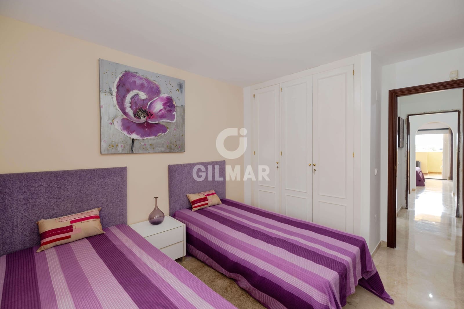 2 chambre Appartement à vendre à Estepona avec piscine garage - 299 000 € (Ref: 9815042)