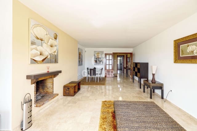 2 chambre Appartement à vendre à La Concha - Resina Golf, Estepona avec piscine garage - 299 000 € (Ref: 9815042)