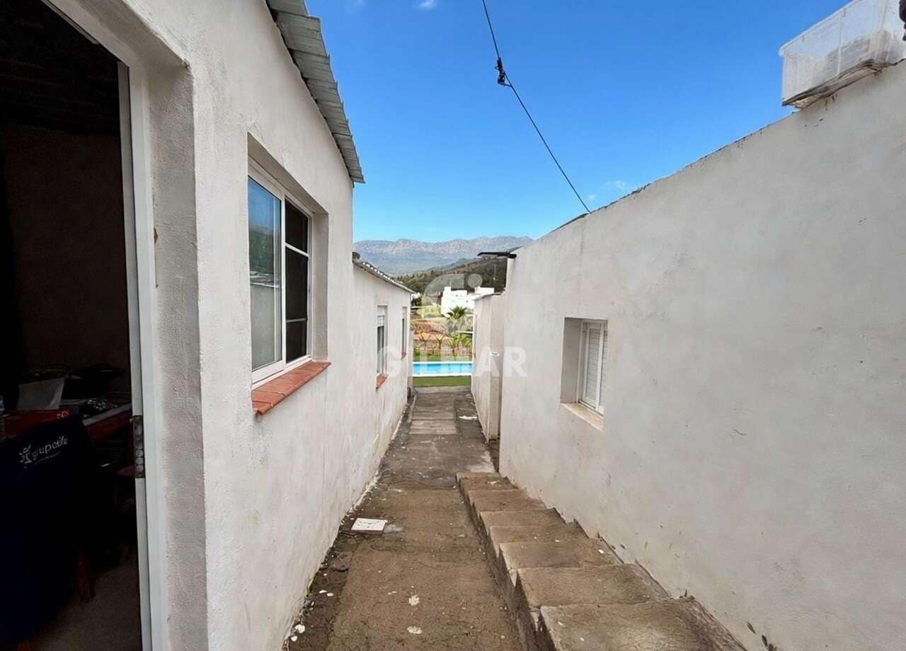 Piso de 7 habitaciones en Arafo en venta - 750.000 € (Ref: 9815217)