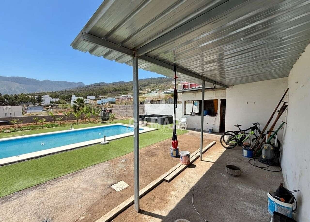 Piso de 7 habitaciones en Arafo en venta - 750.000 € (Ref: 9815217)