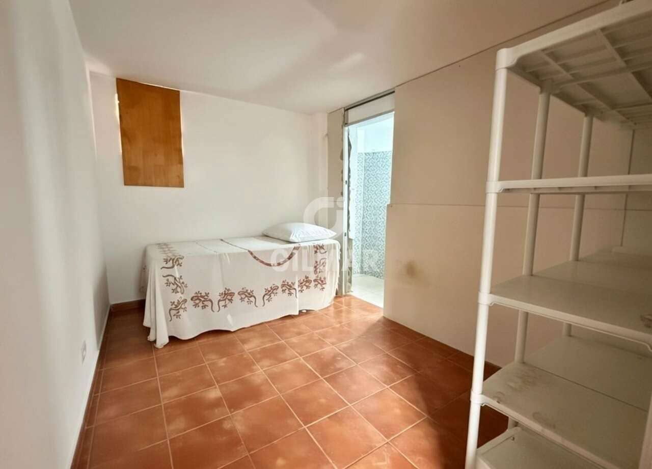 8 bedroom Flat for sale in Arafo - € 750,000 (Ref: 9815217)