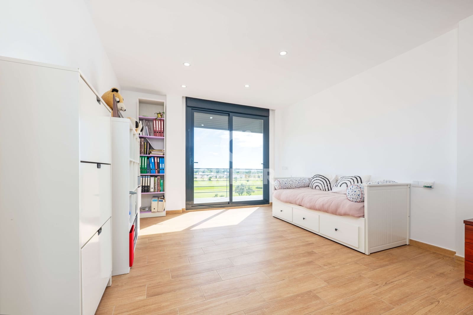 3 slaapkamer Villa te koop in Puerto Real met zwembad - € 749.000 (Ref: 9816279)