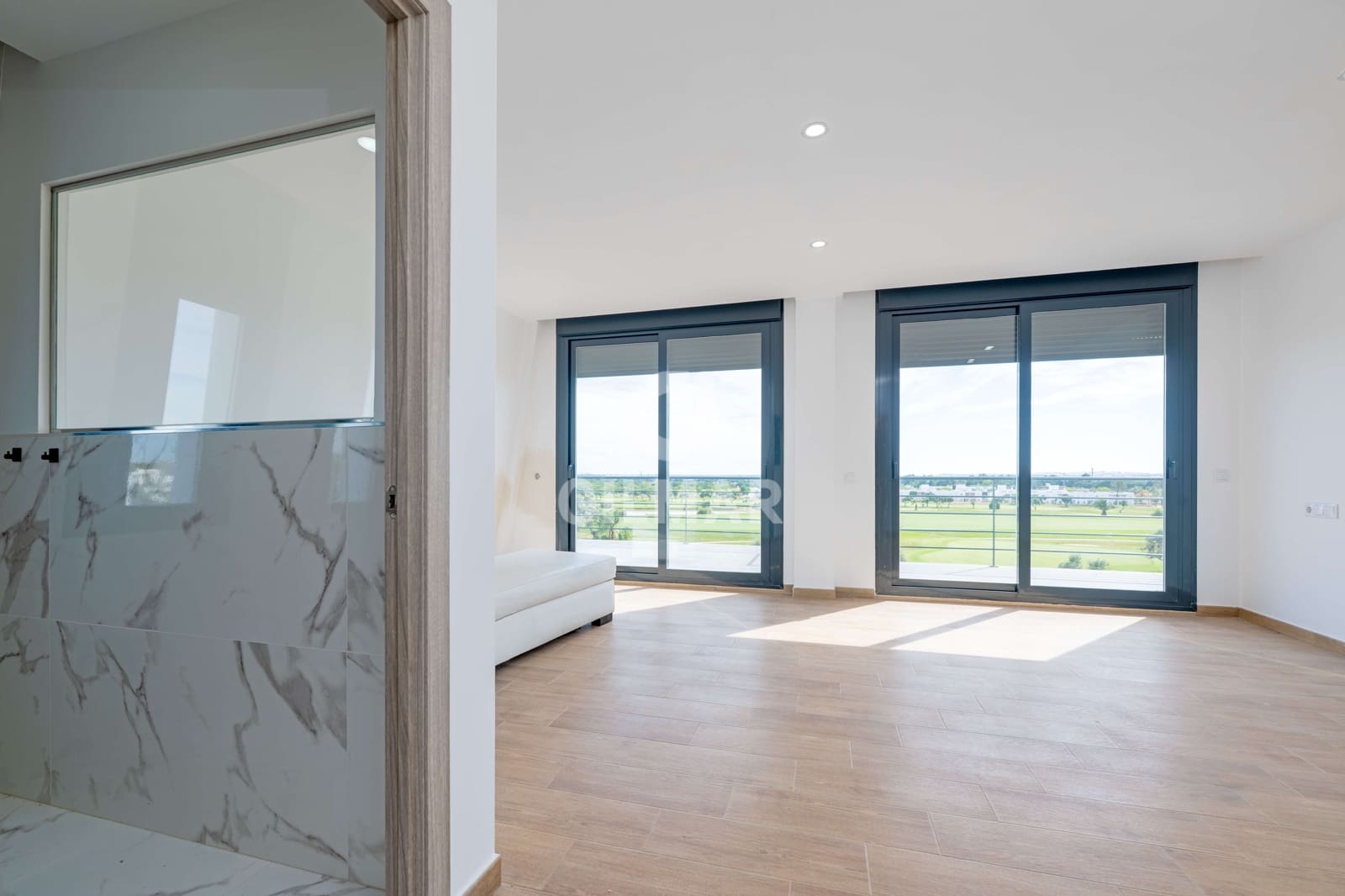 3 slaapkamer Villa te koop in Puerto Real met zwembad - € 749.000 (Ref: 9816279)